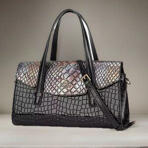 Crocodile Embossed PU Leather Tote – Luxury Look for Women Who Mean Business